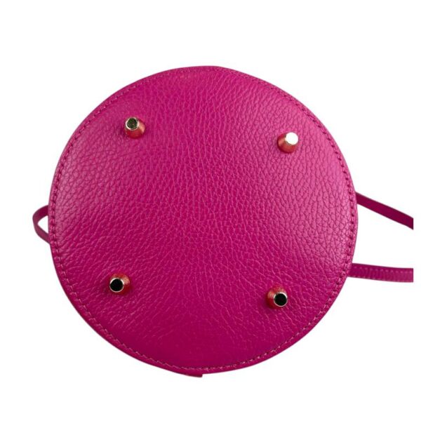 Bolso de Mano Estilo Bucket en Piel Italiana con Cierre de Botón y Tiras Laterales con Botones para Mujer - Imagen 19