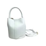 Bolso de Mano Estilo Bucket en Piel Italiana con Cierre de Botón y Tiras Laterales con Botones para Mujer - Imagen 7