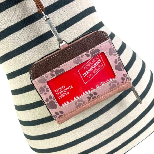 Monedero Sintético Sweet Candy con Diseño Gato, Asa Larga y Trasero Transparente para Mujer - Imagen 9