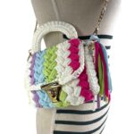 Bolso de Mano en Algodón y Ganchillo para Mujer con Flecos Decorativos, Asa Corta y Asa Larga-Portada- Mayorista España