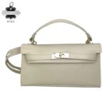 Bolso de Mano en Piel Italiana para Mujer con Asa Corta, Tira Bandolera y Solapa de Giro - Imagen 5