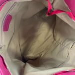 Bolso de Hombro Tipo Hobo en Piel Italiana con Cierre de Cremallera y Gran Calidad para Mujer - Imagen 17