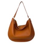 Amplio Bolso de Hombro Tipo Hobo en Piel Sintética con Asa Larga y Cierre de Cremallera para Mujer