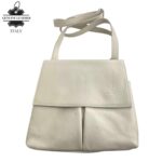 Bolso de Hombro en Piel Italiana con 3 Bolsillos Frontales bajo la Solapa de 2 Botones para Mujer - Imagen 3