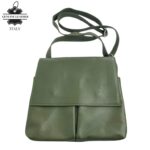 Bolso de Hombro en Piel Italiana con 3 Bolsillos Frontales bajo la Solapa de 2 Botones para Mujer - Imagen 17