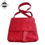 Bolso de Hombro en Piel Italiana con 3 Bolsillos Frontales bajo la Solapa de 2 Botones para Mujer - Imagen 2