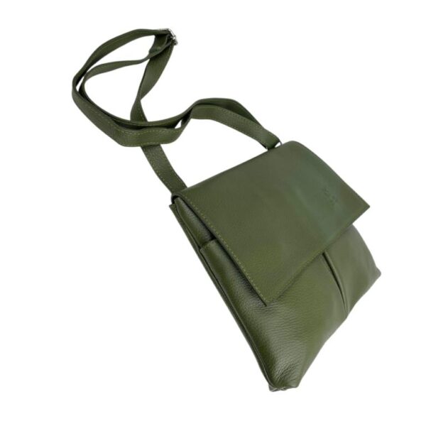 Bolso de Hombro en Piel Italiana con 3 Bolsillos Frontales bajo la Solapa de 2 Botones para Mujer - Imagen 20