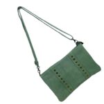 Bolso Bandolera en Piel de Serraje Italiana para Mujer con Tachuelas Decorativas Frontales y Cierre de Cremallera - Imagen 11