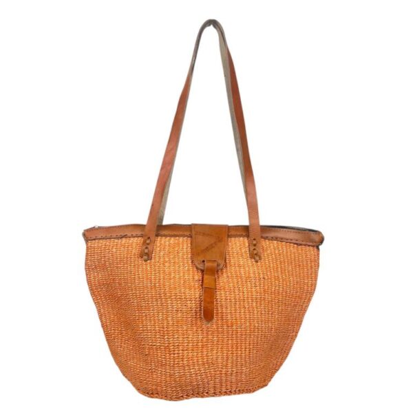 Capazo Artesanal Africano de Lino y Yerba Autóctona con Solapa, Asa Larga y Diseño Exclusivo - Imagen 3