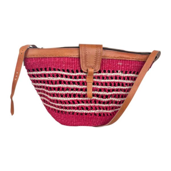 Capazo Artesanal Africano de Lino y Yerba Autóctona con Diseño Exclusivo de Rejilla, Asa Larga y Solapa - Imagen 7