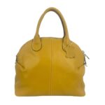 Bolso de Mano en Piel Italiana con Diseño de Medialuna y Gran Calidad para Mujer - Imagen 2