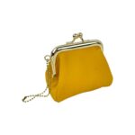 Monedero Compacto de Piel para Mujer con Cierre de Click, Asa de Mano tipo Cadena y Gran Calidad - Imagen 6