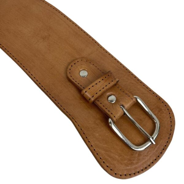 Cinturón Artesanal en Piel con Diseño Exclusivo y Colores Lisos para Mujer - Imagen 7