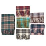 Preciosa Bufanda de Lana para Mujer con Gran Calidad, Flecos Decorativos y Elegante Diseño - Imagen 2