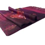 Bufanda de Mujer en Lana con Precioso Estampado de Flor, Elegante Diseño y Flecos - Imagen 3