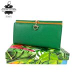 Cartera Premium de Gran Calidad en Piel con Click, Caja e Interior Multicolor para Mujer