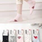 Calcetines Cortos de Mujer en Algodón Peinado con Diseño de Corazones y Colores Lisos