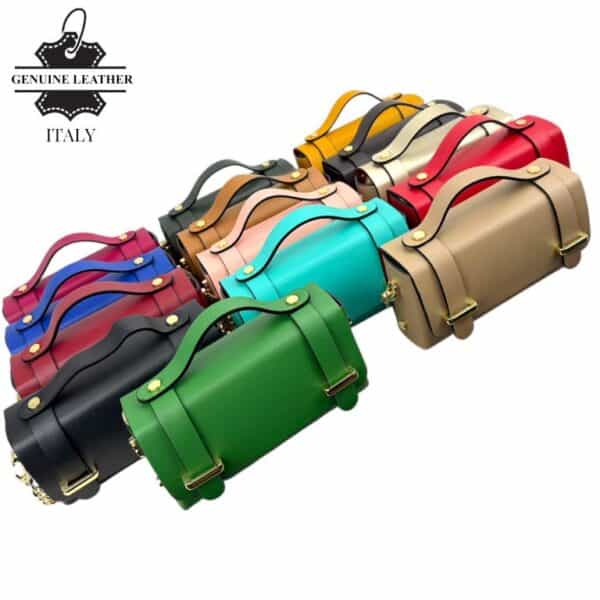 Bolsito de Mano Compacto en Piel con Tachuelas Decorativas y Solapa de 2 Botones para Mujer - Imagen 2