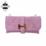 Bolso de Piel Serraje Italiano con Diseño Dorado H y Asa Extraíble para Mujer