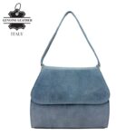 Bolso de Mano Compacto en Piel de Serraje Italiano con Solapa y Asa Corta para Mujer - Imagen 9