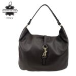 Bolso de Hombro Hobo en Piel Italiana con Mini Solapa de Enganche Frontal y Asa Corta - Imagen 12