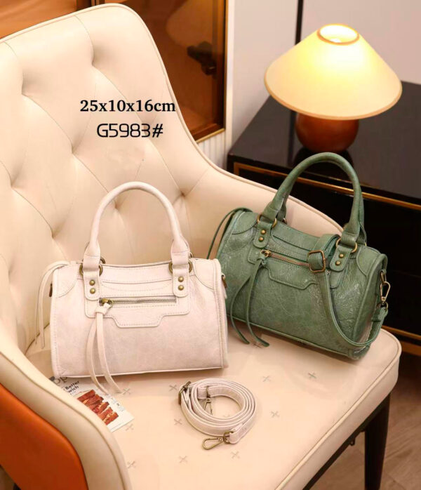 Bolso de Mano Sintético y Compacto con Bolsillos Exteriores y Cremalleras Originales para Mujer-Principal- Mayorista España
