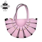 Bolso de Mano en Piel Italiana con Diseño Original, Tachuelas y Asa Larga de Cadena para Mujer - Imagen 8