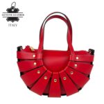 Bolso de Mano en Piel Italiana con Diseño Original, Tachuelas y Asa Larga de Cadena para Mujer - Imagen 9
