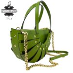 Bolso de Mano en Piel Italiana con Diseño Original, Tachuelas y Asa Larga de Cadena para Mujer - Imagen 11