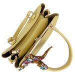 Bolso de Mano Sintético Gino Valentini con Pañuelo Decorativo y 3 Compartimentos para Mujer - Imagen 5