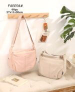 Bolso de Hombro en Tela Nylon para Mujer con Bolsillos Exteriores y Cierre de Cremallera