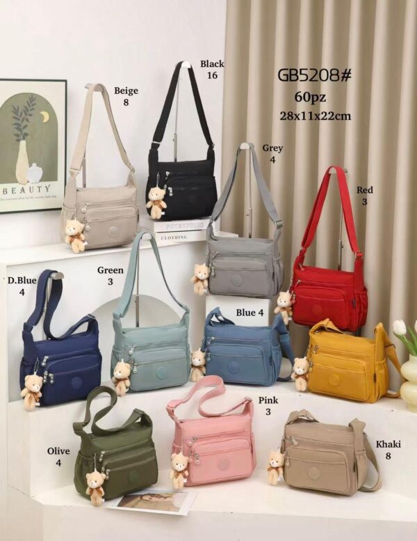 Bolso de Hombro en Nylon para Mujer con Osito Decorativo y 5 Bolsillos con Cremallera - Imagen 2