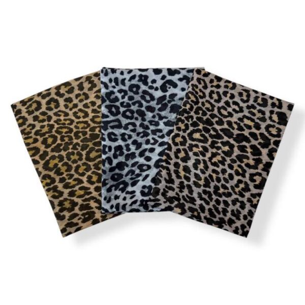 Amplia Bufanda de Seda para Mujer con Bonito Diseño Animal Print - Imagen 2