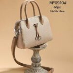 Bolso de Mano Sintético de Mujer con Frontal Decorativo, Bolsillo Trasero y 3 Cremalleras