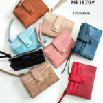 Monedero Sintético Estilo Serraje con Espacio Frontal para Tarjetas de Mujer