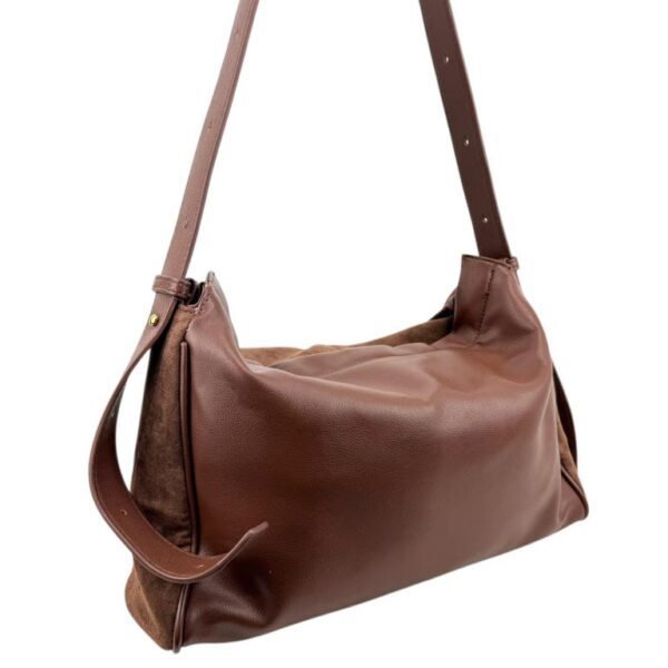 Bolso de Hombro Sintético Hobo con Frontal y Lados Estilo Serraje y Cremallera con Flecos para Mujer - Imagen 5