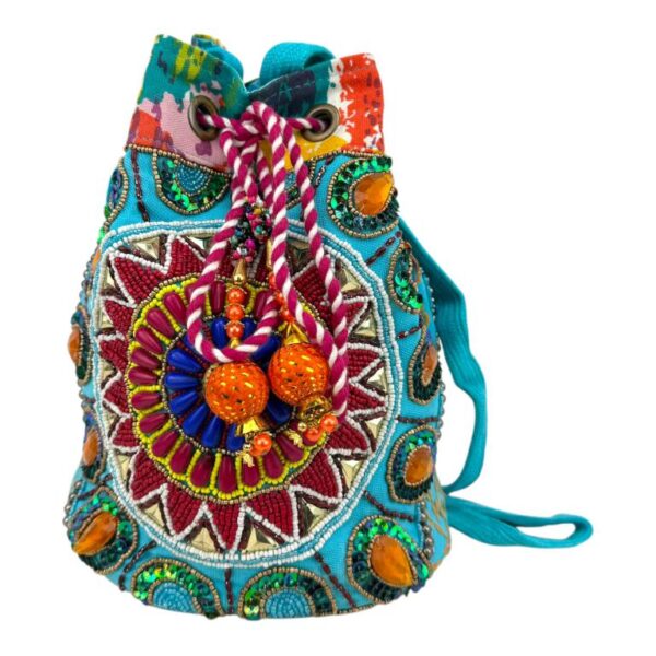 Bolso de Hombro Artesanal en Algodón con Muchos Detalles Decorativos y Diseño Único para Mujer - Imagen 6