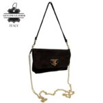 Bolsito de Mano Compacto en Piel de Serraje Italiana con Asa Larga de Cadena para Mujer - Imagen 6