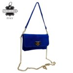 Bolsito de Mano Compacto en Piel de Serraje Italiana con Asa Larga de Cadena para Mujer - Imagen 8