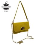 Bolsito de Mano Compacto en Piel de Serraje Italiana con Asa Larga de Cadena para Mujer - Imagen 11