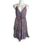 Vestido Corto Artesanal de Seda para Mujer con Espalda Fruncida y Cuello en V - Imagen 2