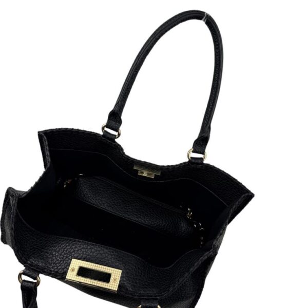 Amplio Bolso Sintético de Mujer con Solapa de Giro y Bolsito Extra con Cremallera - Imagen 4