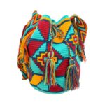 Bolso Mochila Wayuu Colombia Grande Artesanal con Diseño Multicolor Exclusivo - Imagen 10