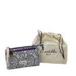 Monedero Estampado de Algodón La Matilda para Mujer con Bolsillo Frontal y Cremallera-HojasMorado- Mayorista España