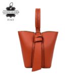 Bolso Tipo Cubo de Piel Italiana con Lazo Decorativo y Bolso Interior para Mujer - Imagen 7