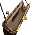 Bolso de Hombro Sintético con Herrajes en Plata y Oro, Cierre de Click y Asa Larga para Mujer - Imagen 14