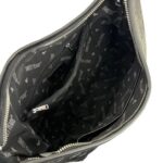 Bolso de Hombro Sintético con Asa Larga Ajustable Tipo Cinturón y Bolsillo Trasero para Mujer - Imagen 4