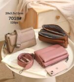 Bolsito Bandolera Sintético de Mujer con Multicompartimentos y Espacio para Tarjetas