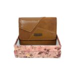 Monedero Bicolor Sintético Coveri Collection con Varios Compartimentos y Espacio Tarjetas - Imagen 4