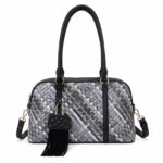 Bolso de Hombro Sintético tipo Bowling con Diseño Multicolor y Decoración Frontal para Mujer - Imagen 3